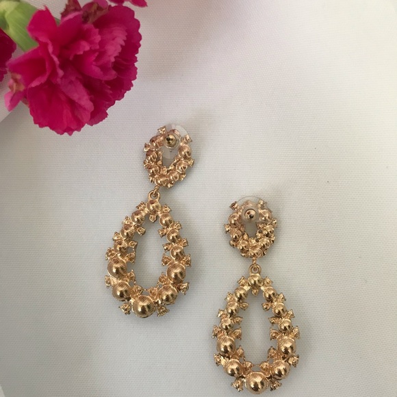 Pearl and Crystal Teardrop Statement Earrings - Picture 6 of 15